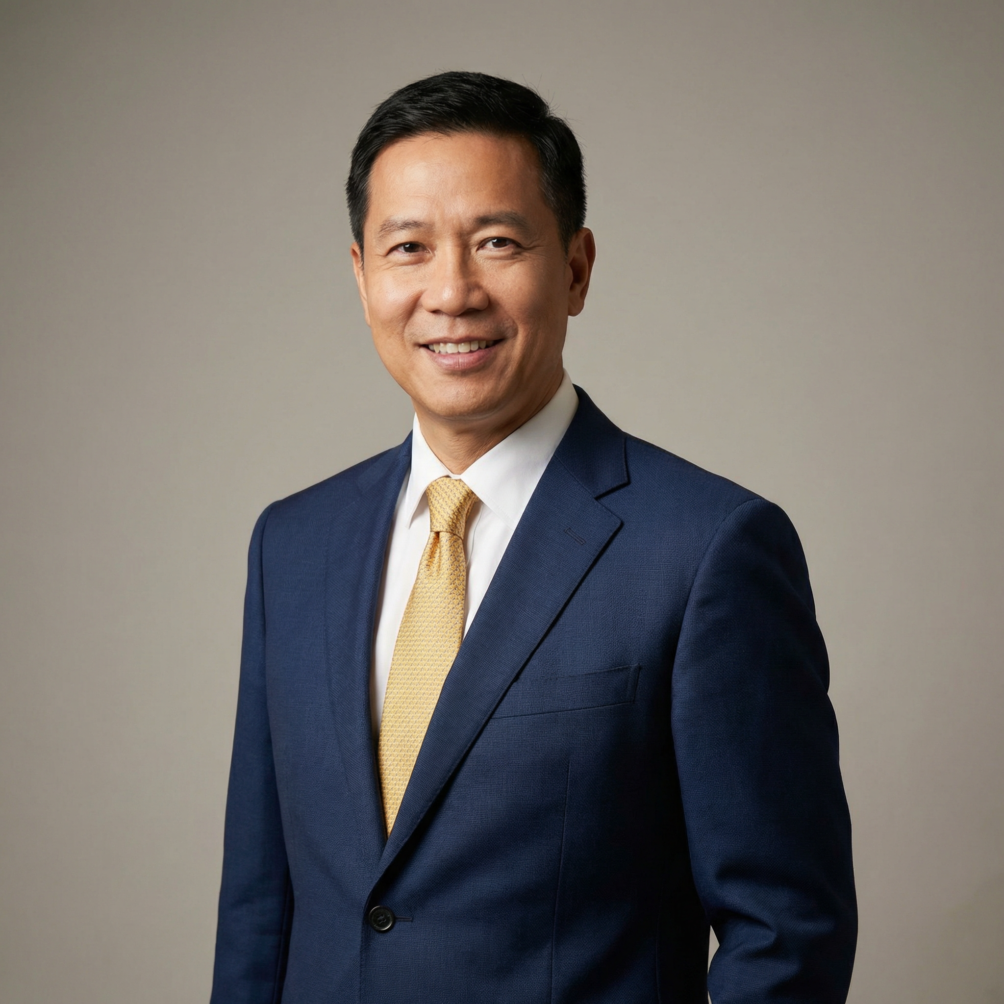 资深博彩专家陈明远